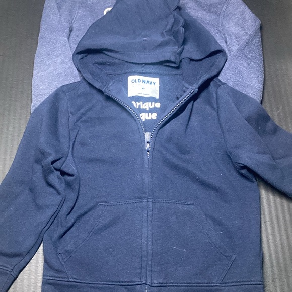 4 toddler jackets/pullover - Picture 4 of 9